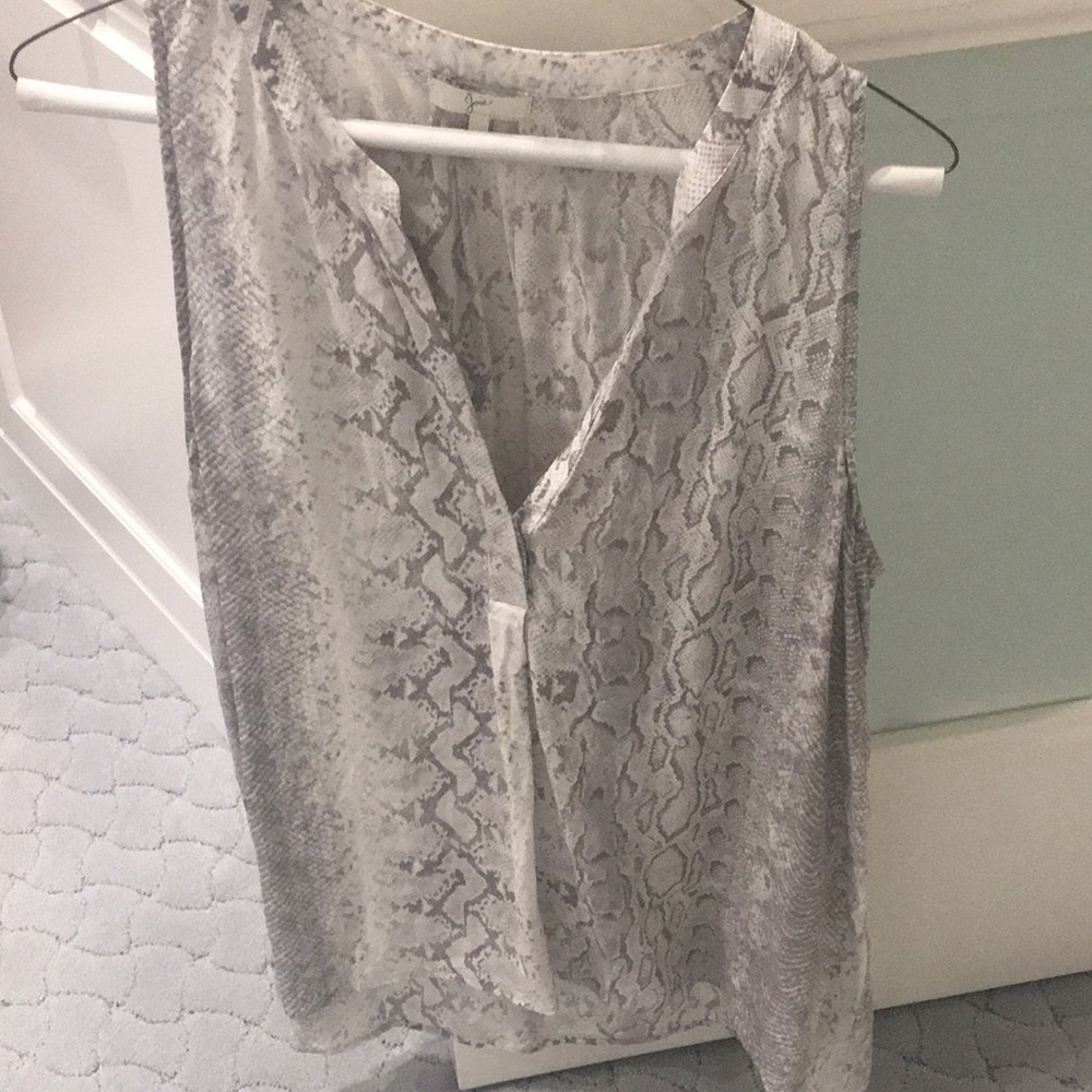 Joie Top size Large